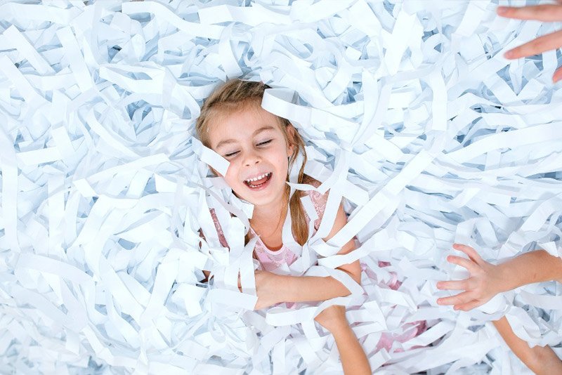 Children enjoying the Let'sBirthday Paper Show